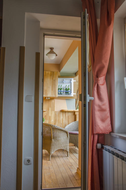 Miskar Rooms Cerknica Room photo