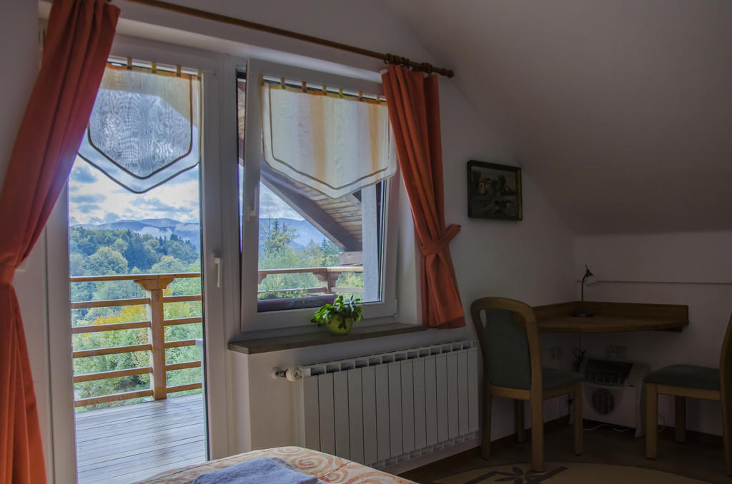 Miskar Rooms Cerknica Room photo
